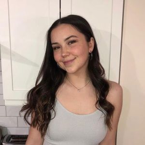 Meet your Posher, Nadia